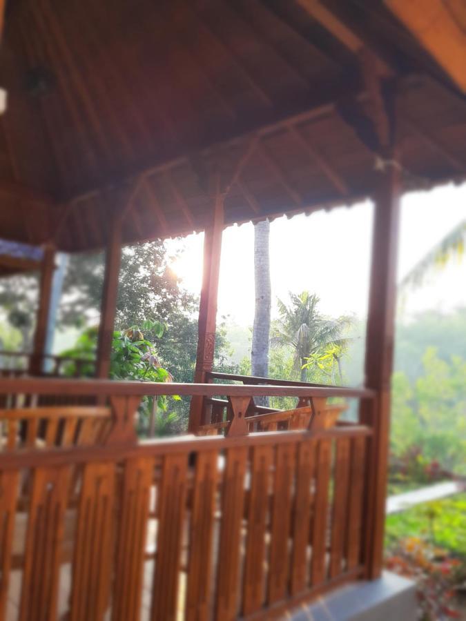 Kkorok Hill Cottage Toyapakeh Bagian luar foto